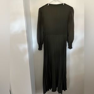 Dark green pleated dress